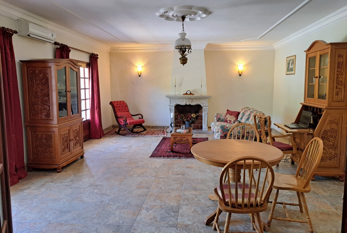 1SitRoom