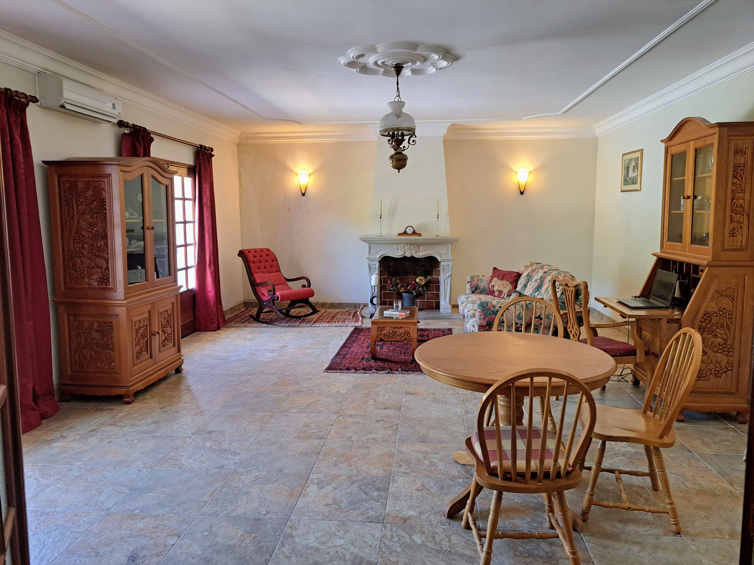 1SitRoom